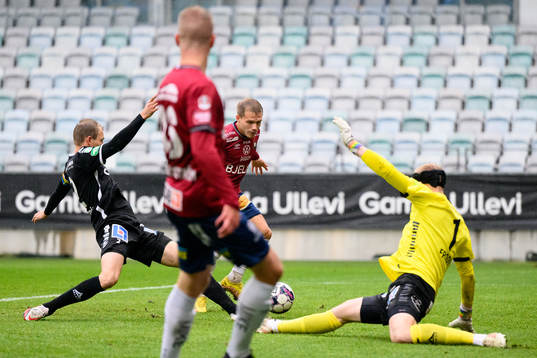 Örgrytes Hampus Dahlqvist gör 4-0