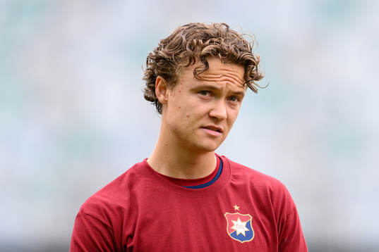 Örgrytes Herman Sjögrell vid lineup innan fotbollsmatchen