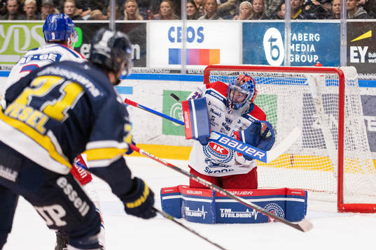 Oskarshamns målvakt Tim Juel