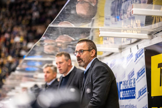 s tränare Tommy Samuelsson