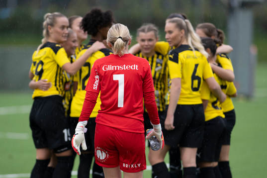 Bläddra bland fler bilder av Fotboll, Div 1 mellersta Götaland, dam, Häcken - Onsala