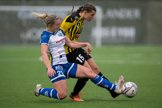 Onsalas Elisabeth Pattersson och Häckens Elin Flakberg