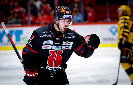 Örebros Rasmus Rissanen jublar vid 1-1