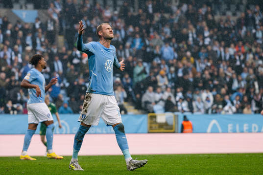 Malmö FFs Ola Toivonen deppar