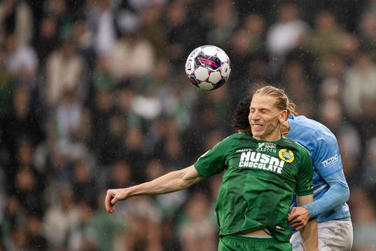 Hammarbys Gustav Ludwigson och Malmö FFs Dennis