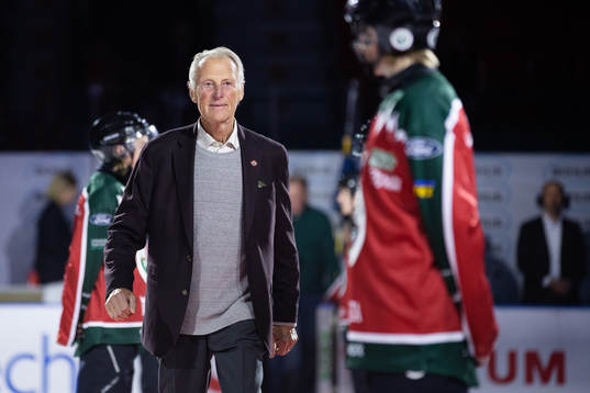Tidigare spelaren och lagkaptenen Arne Carlsson