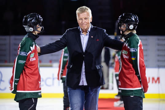 Tidigare spelaren och lagkaptenen Anders Broström