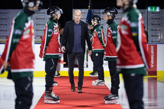 Tidigare spelaren och lagkaptenen Jonas Johnson