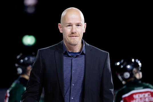 Tidigare spelaren och lagkaptenen Jonas Johnson