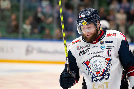 Linköpings Jonas Junland deppar
