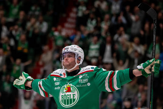 Rögles Kim Rosdahl jublar