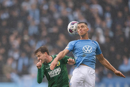 Hammarbys Joel Nilsson och Malmö FFs Jonas Knudsen