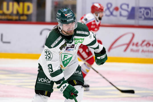 Färjestads Linus Johansson har ont