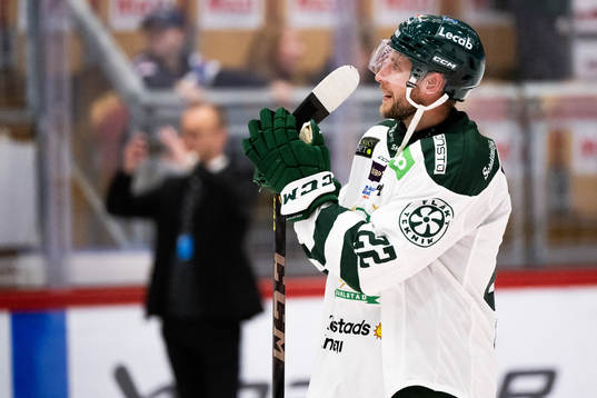 Färjestads Per Åslund jublar