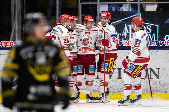 Modos Mikkel Aagaard jublar