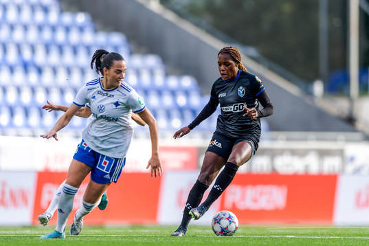 IFK Norrköpings Selma Cajlakovic och Växjös Evelyn Ijeh