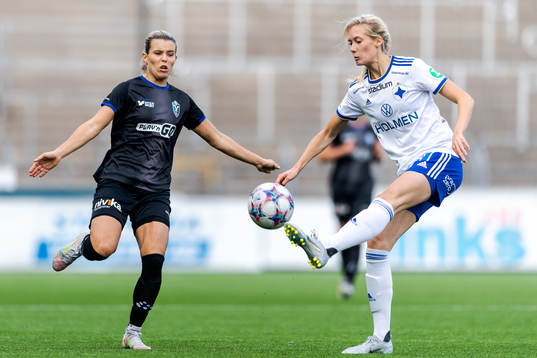 Växjös Mimmi Strömgren och IFK Norrköpings Ebba Handfast
