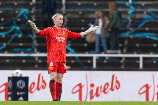 Djurgårdens målvakt Hedvig Lindahl deppar