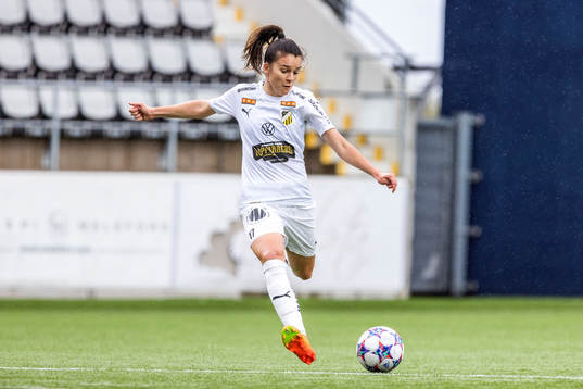 Häckens Anna Julia Csiki