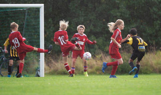 i matchen för pojkar födda 2012, U10, mellan IFK