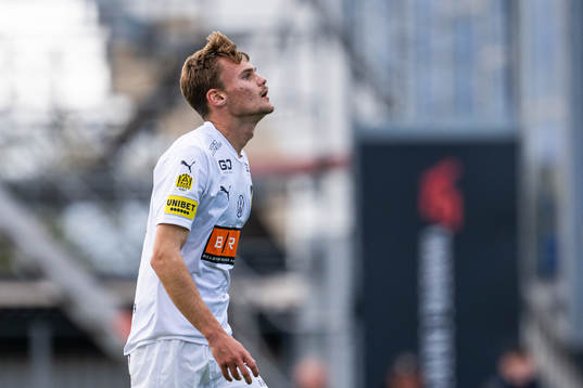 Häckens Oscar Uddenäs deppar