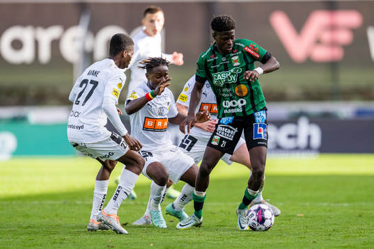 Häckens Akoua Romeo Amane och Ibrahim Sadiq