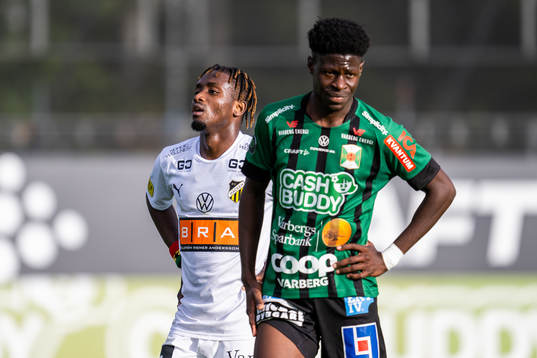 Häckens Ibrahim Sadiq och Varbergs Filipe Sisse