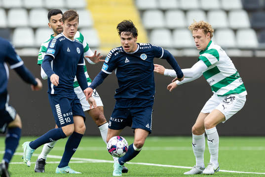 Utsiktens William Milovanovic och Västerås SKs Herman
