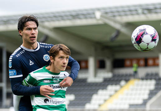Utsiktens William Milovanovic och Västerås SKs Olle Edlund