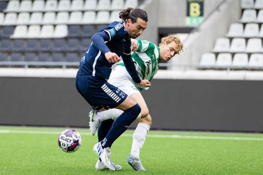 Utsiktens Jonathan Quintero Olsson och Västerås SKs