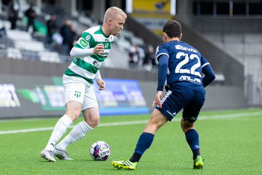 Västerås SKs Simon Johansson och Utsiktens Predrag