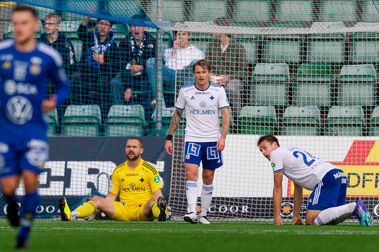 IFK Norrköpings målvakt Oscar Jansson, Ari Freyr Skulason