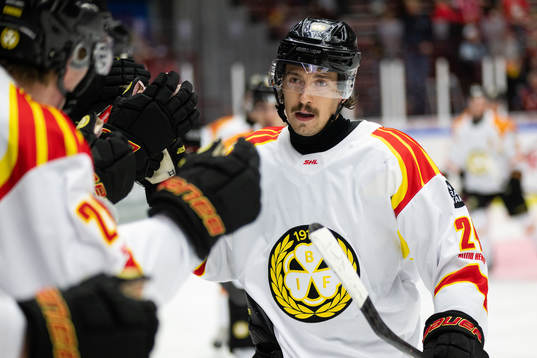 Brynäs Hannes Björninen jublar
