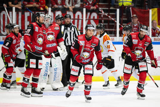 Malmö Redhawks Eric Engstrand , Christoffer Forsberg och