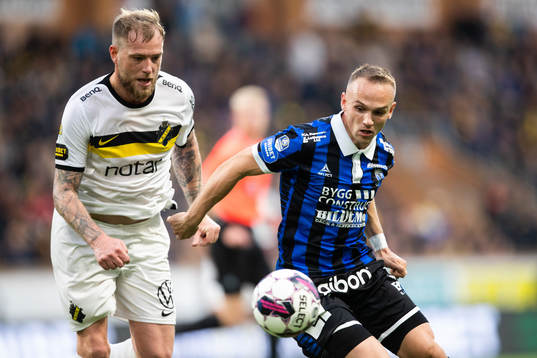 AIKs John Guidetti och Sirius Aron Bjarnason