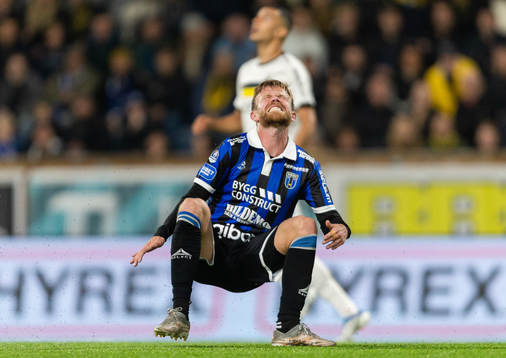 Sirius Dennis Widgren har ont