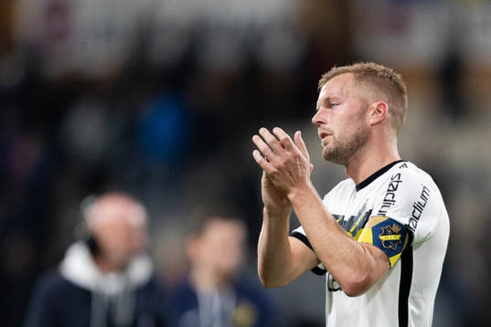 AIKs Sebastian Larsson deppar