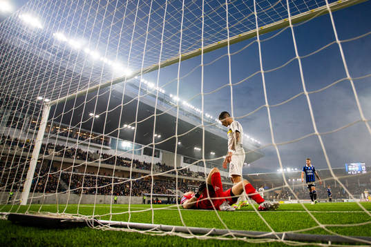 Sirius målvakt David Mitov Nilsson har ont