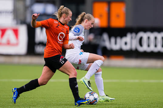 Alise Tvilde Evensen of Åsane and Linnea Sælen of