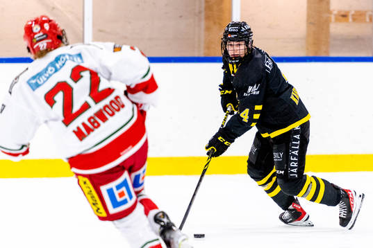 Modos Jaycee Magwood och AIKs Aino Karppinen