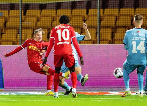 [DK=20221003: Andreas Schjelderup, FC Nordsjælland sparker