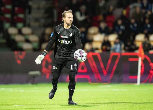 [DK=20221003: Patrik Carlgren, Randers FC]