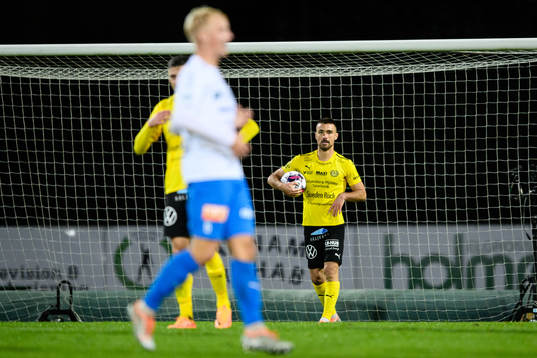 Mjällbys Carlos Moros Gracia deppar