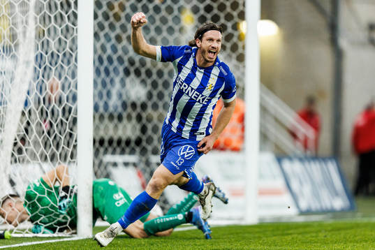 IFK Göteborgs Gustav Svensson jublar