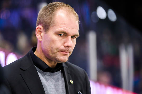 Head coach Tomas Mitell of Färjestad