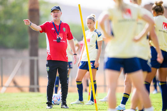 Head coach Peter Gerhardsson of the Swedish women's