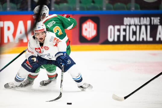 Kyen Sopa of ZSC Lions
