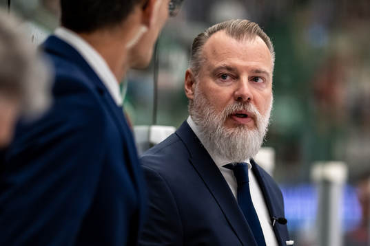 Head Coach Rikard Grönborg of ZSC Lions
