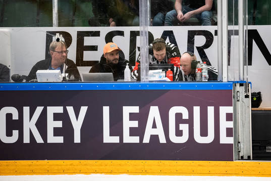 Referees Emils Druseiks and Mikael Holm