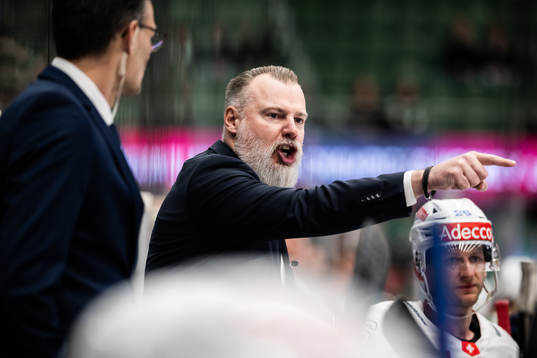Head coach Rikard Grönborg of ZSC Lions